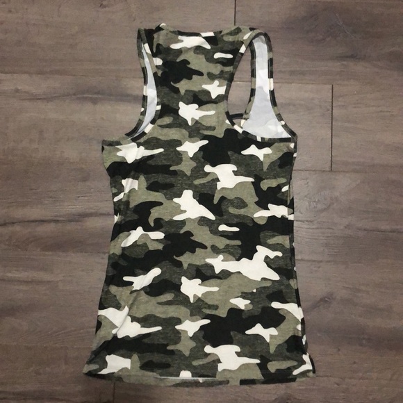 Ardene Tank Tops, originally $10 per tank asking $5 per tank - Picture 8 of 9